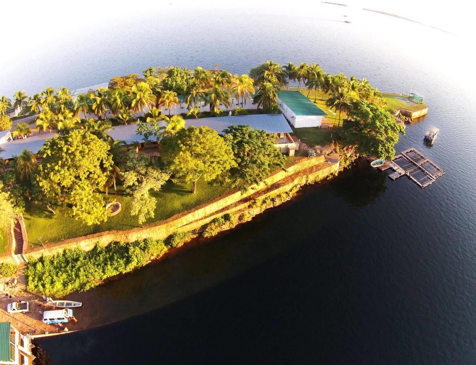 Lake Safari Lodge 시아본가 외부 사진